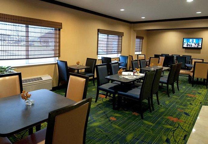 Fairfield Inn & Suites Stevens Point Bagian luar foto